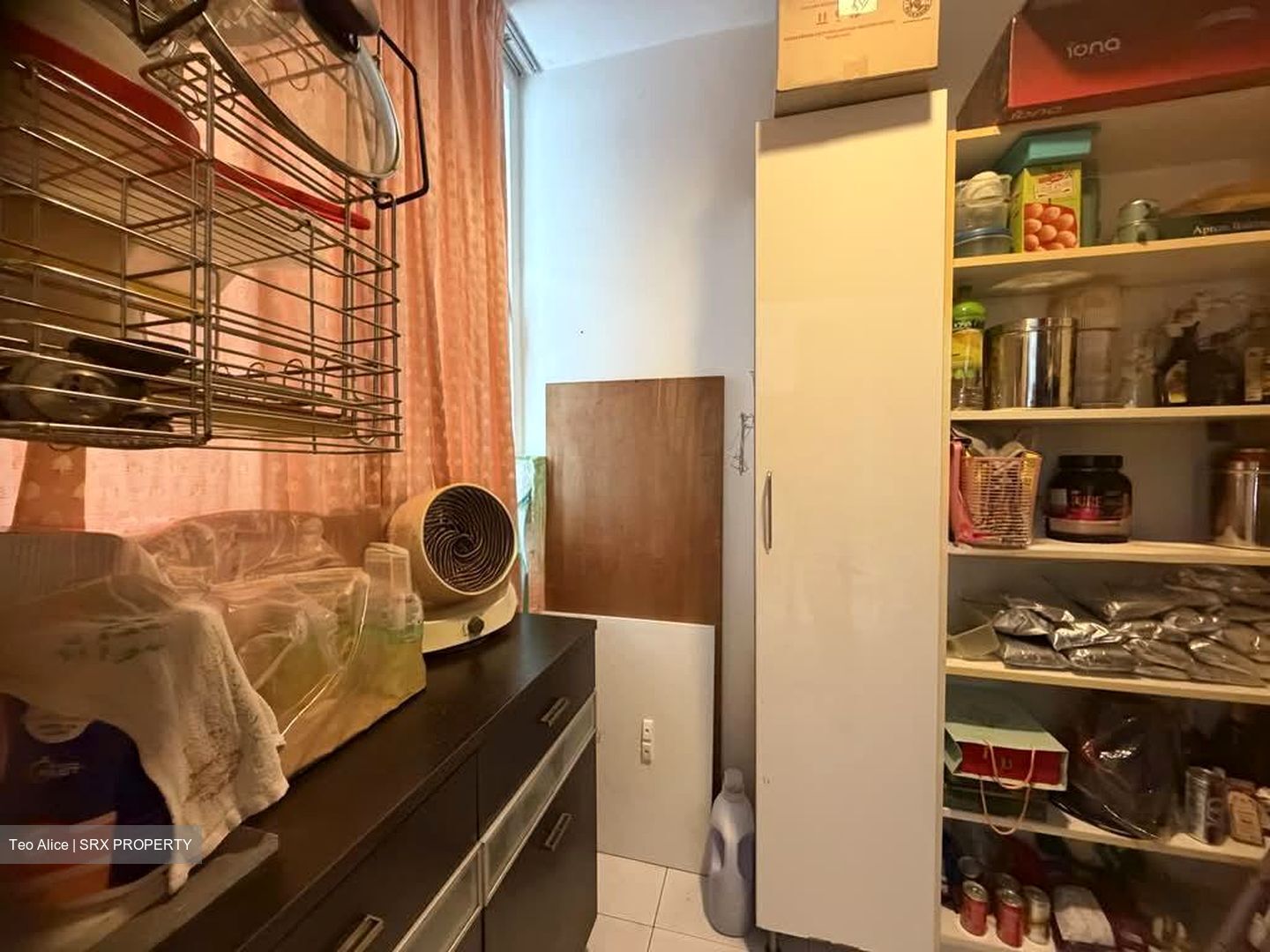 Pinewood Terrace (D25), Terrace #586184401
